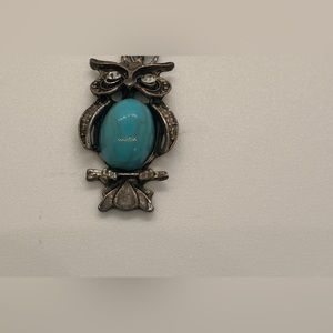 Vintage Owl Necklace Silver Toned Metal and Turquoise Stone Pendant.